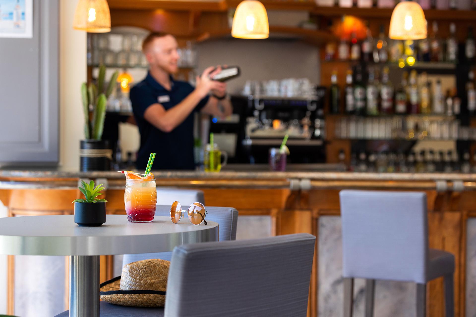 restaurant restaurant