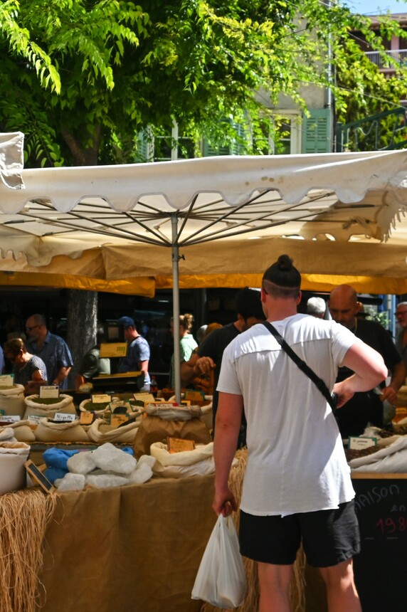 Marché des produits régionaux 4