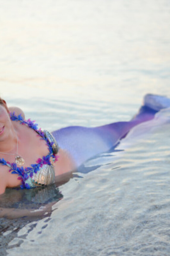 Water show with Freya the mermaid