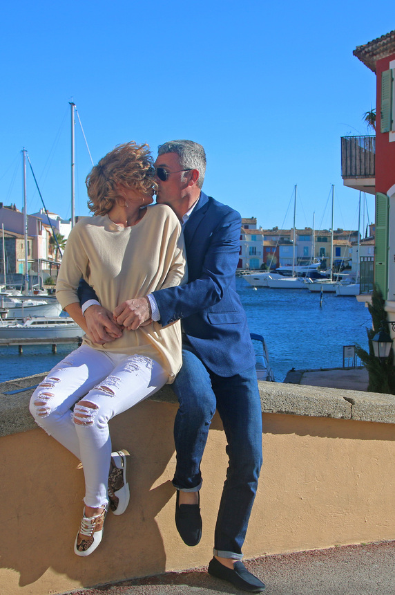 Un moment romantique à Port-Grimaud