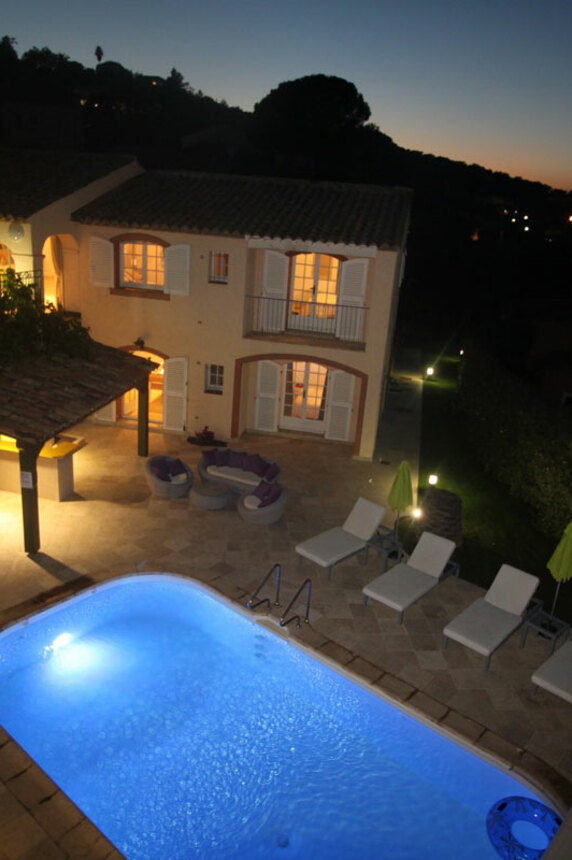 Villa Mona 5*