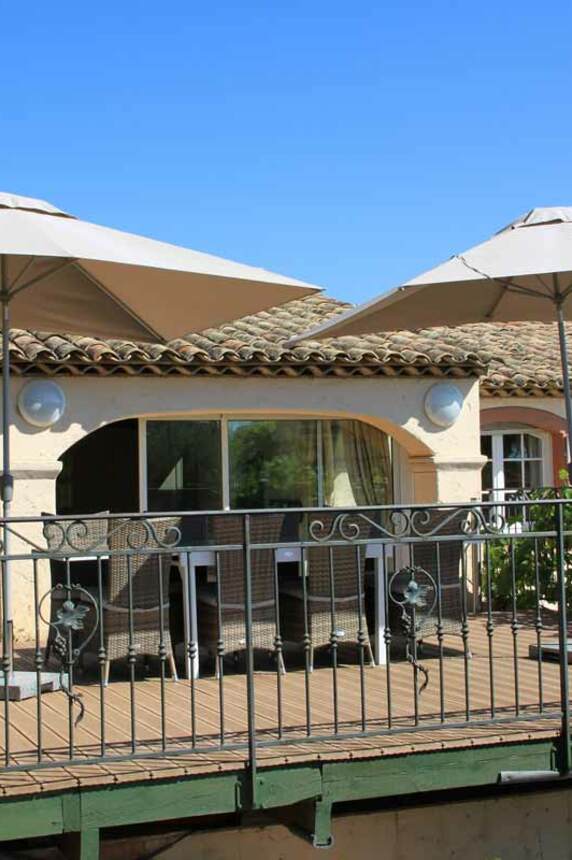 Villa Mona 5*