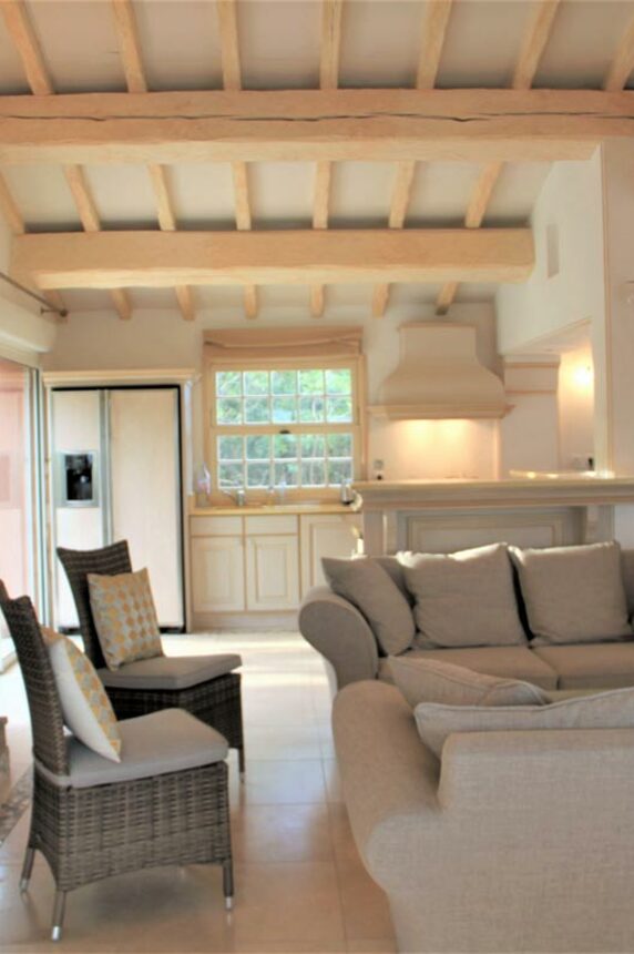 Villa Mona 5*