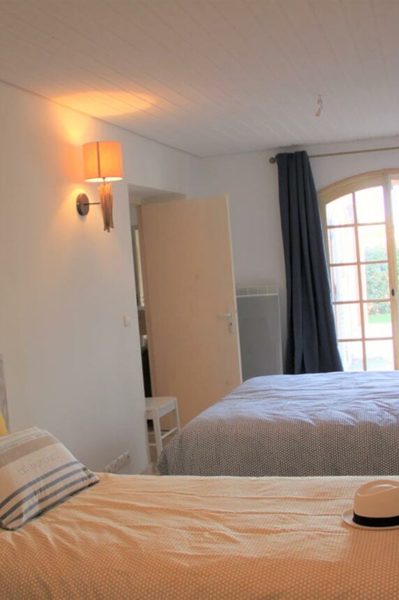 Villa Mona 5*